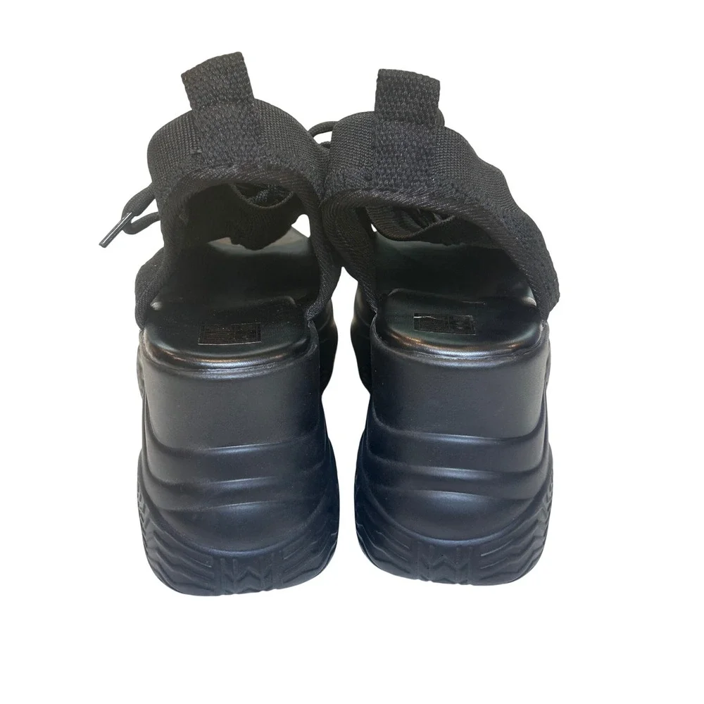 Unbranded black platform